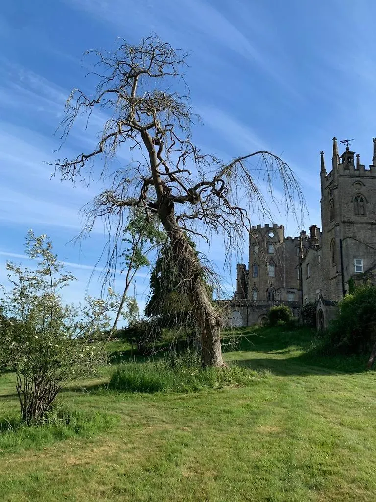 Midford Castle Sport And Wellness Resort Bath 0*,